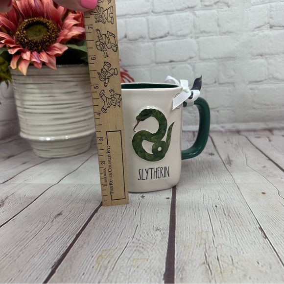 NWT rae dunn & harry potter collaboration Slytherin Green White Mug fandom - Picture 2 of 6
